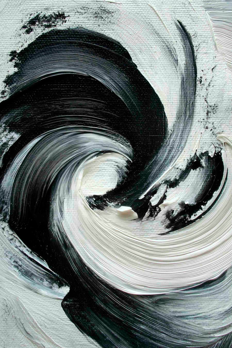 Abstracte spiraal met expressieve penseelstreken in een olieverfstijl — volledig ontwerp