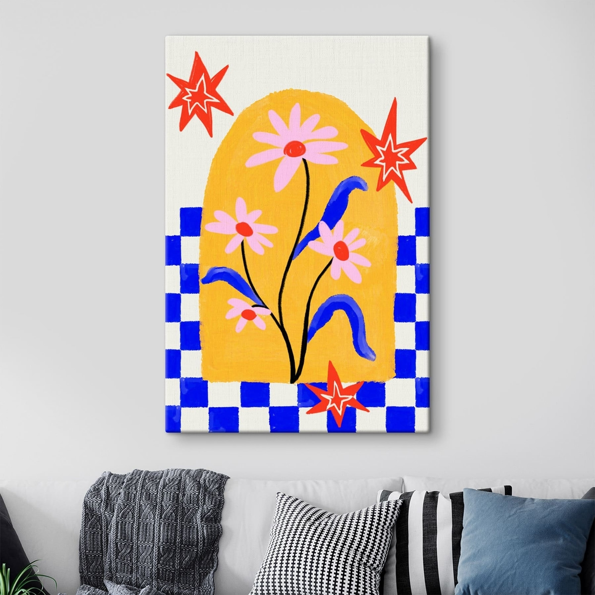 Felle bloemen op een gele achtergrond met een blauw patroon — interieur 3
