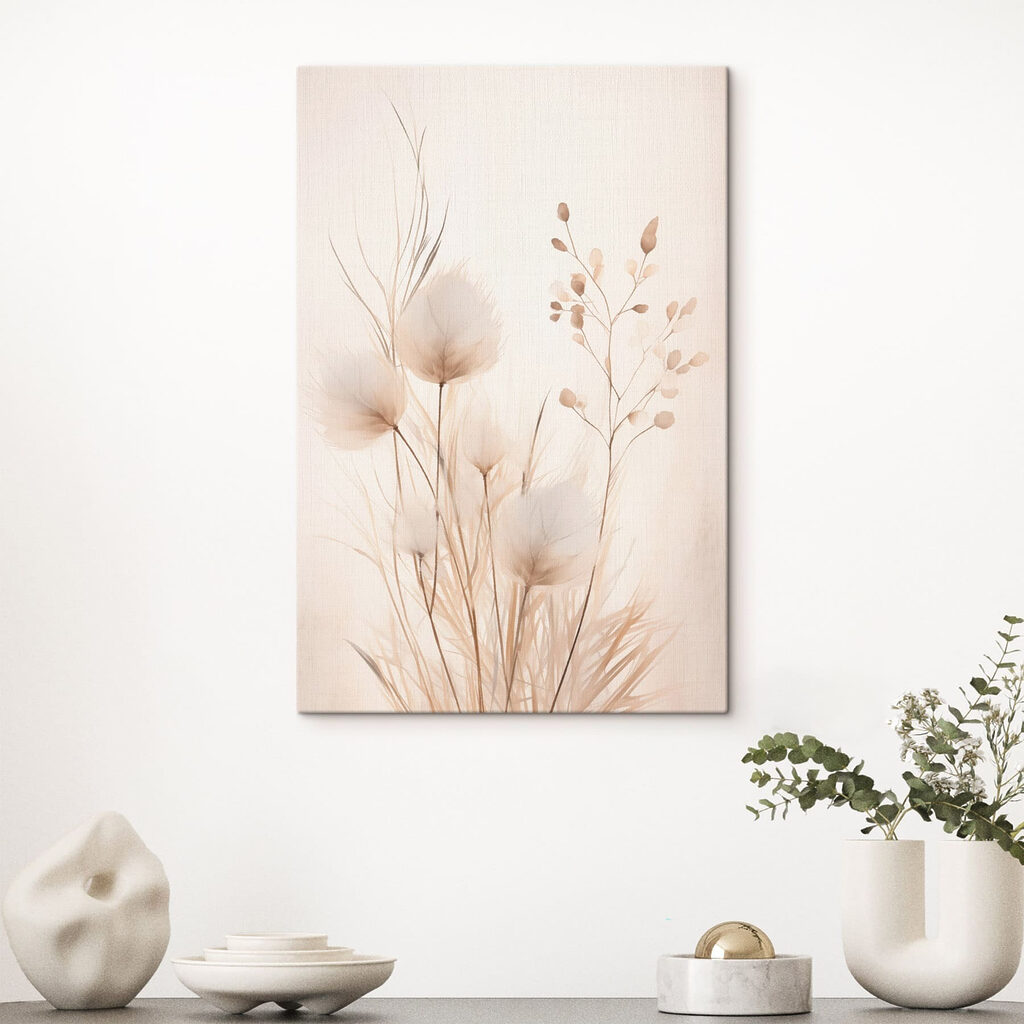 Verfijnde bloemen in zachte tinten in een interieur