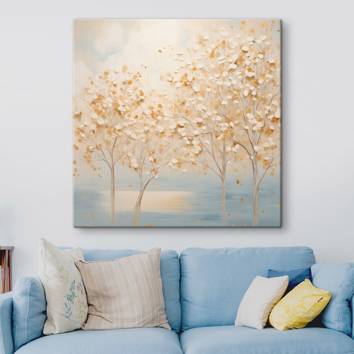 Een schilderij met een gestructureerde stijl, waarop bomen met witte en gele bladeren zijn afgebeeld tegen een lichtblauwe achtergrond — interieur 1