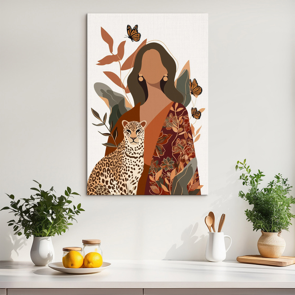 Vrouw in een outfit met patronen — interieur 2
