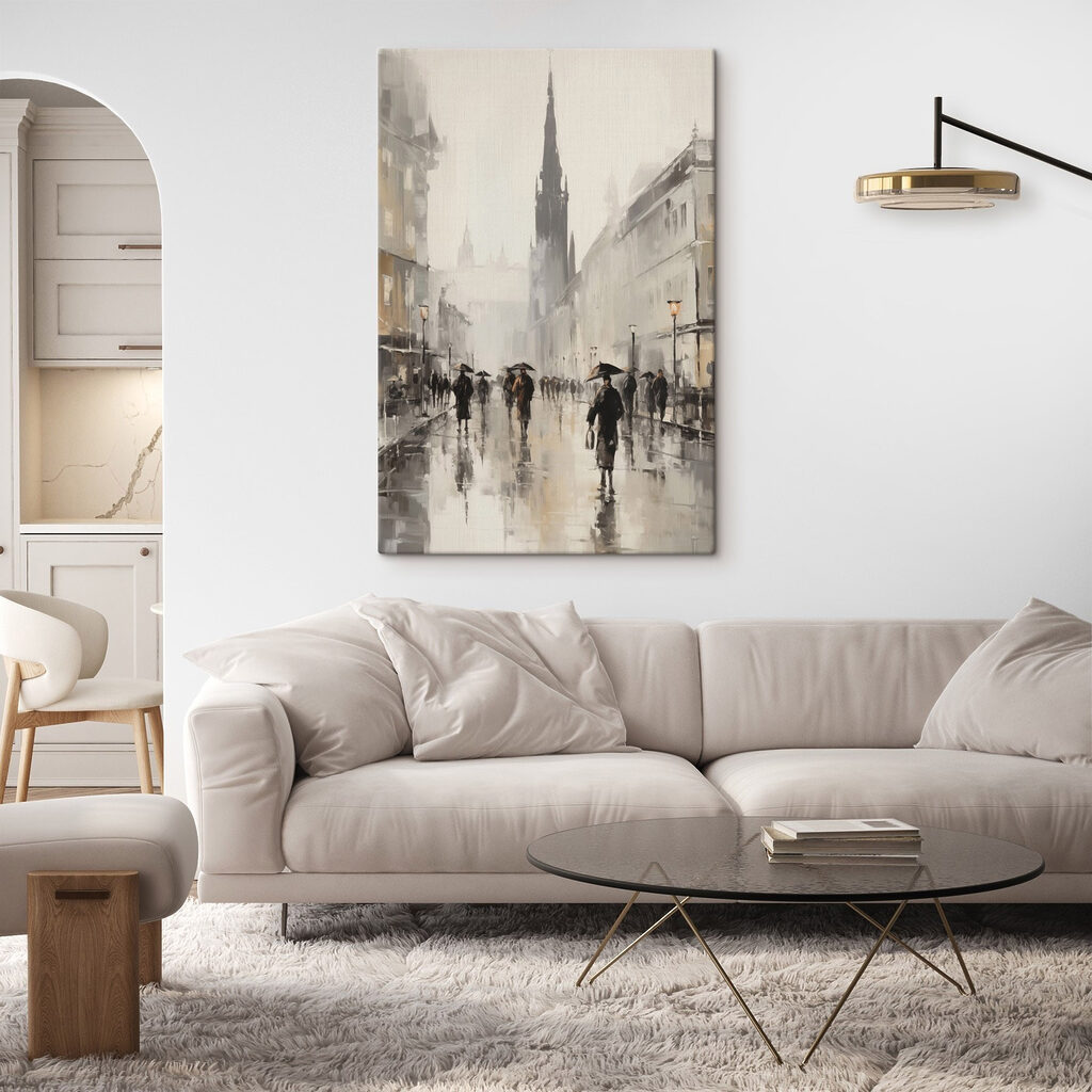 Schilderij van mensen die met paraplu’s over straat lopen in een interieur