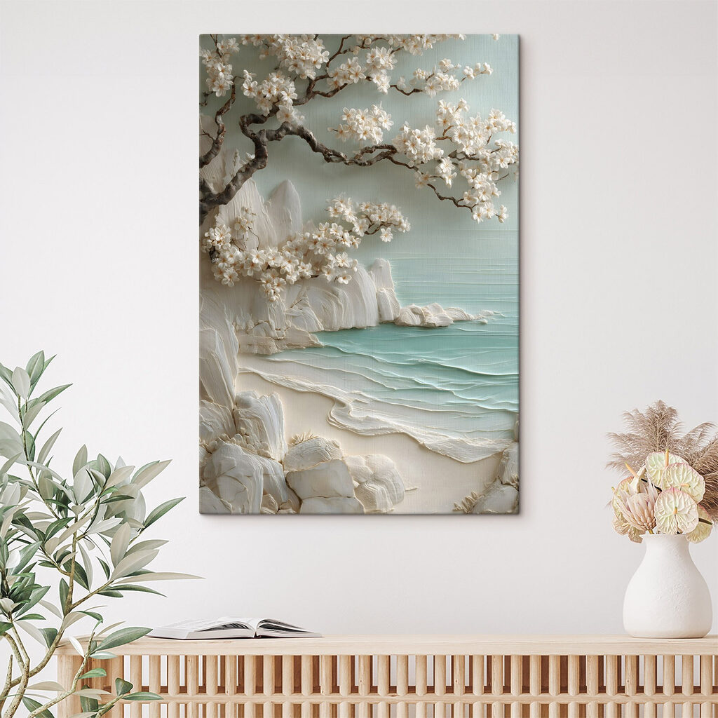 Witte bloesem boven zeegolven in een interieur