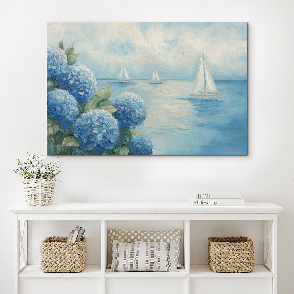 Blauwe hortensia bij zeilboten in een interieur