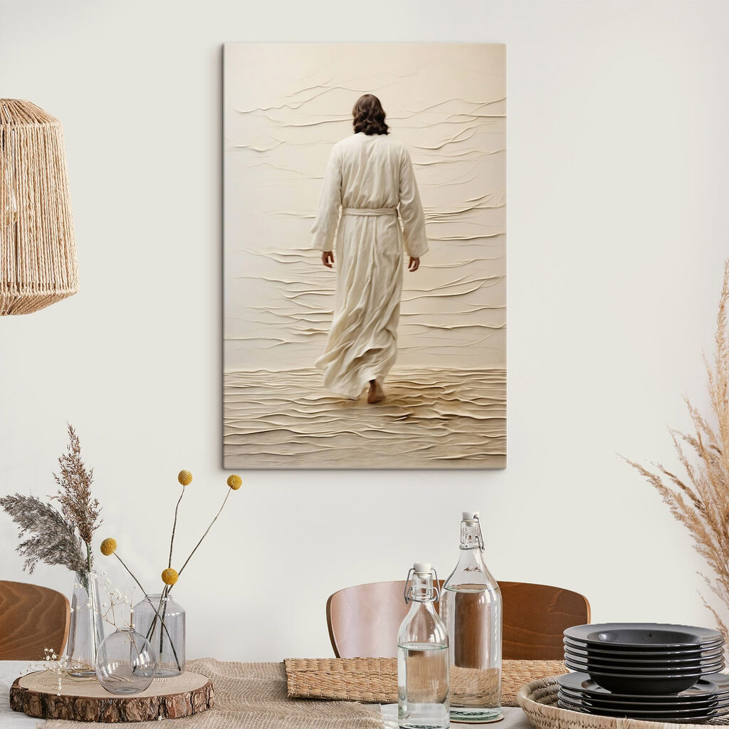 Een man in een gewaad die loopt — interieur 3