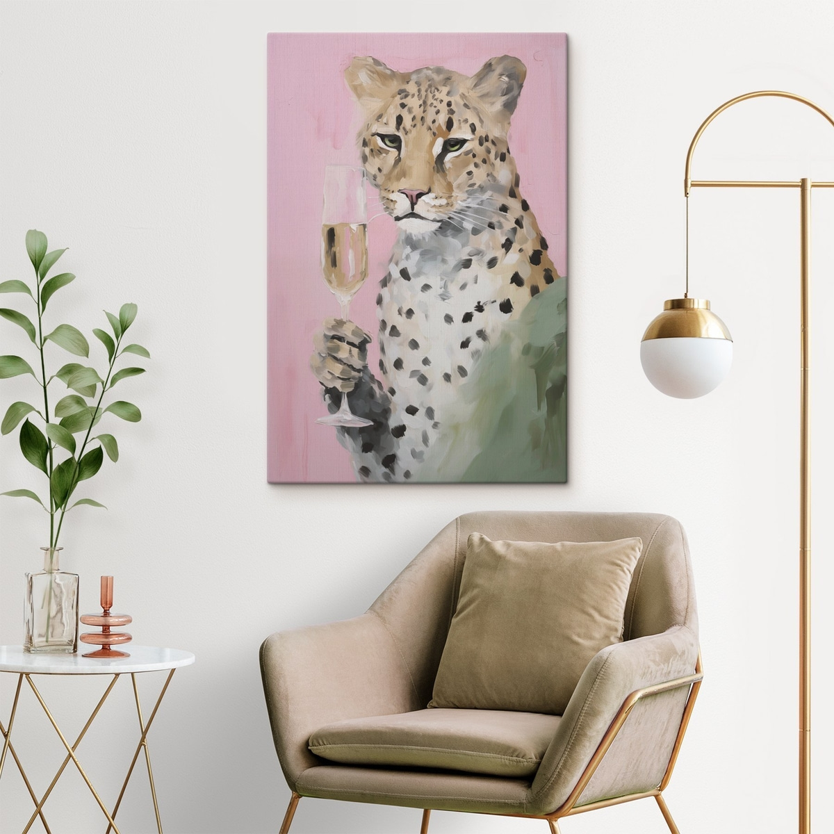 Schilderij van een luipaard met een glaswerk in zijn poot — interieur 2