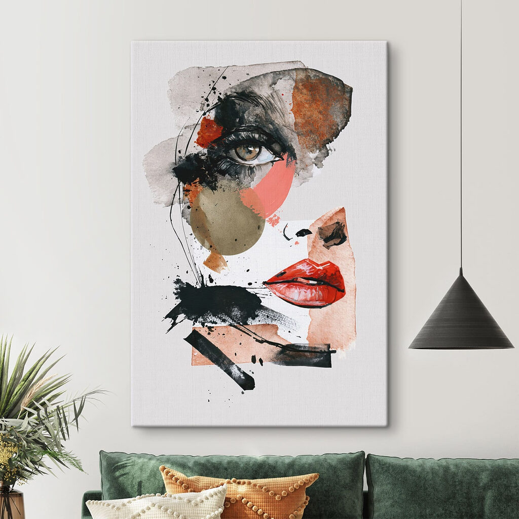 Rode lippen tussen kleurvlekken in een interieur
