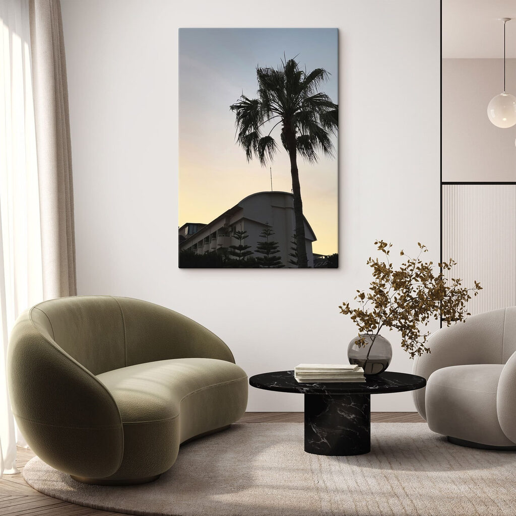 Palmboom voor een gebouw — interieur 1