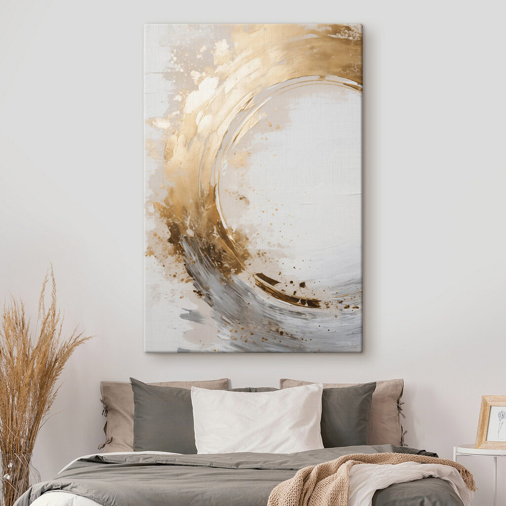 Abstracte vormgeving met zachte aardetinten — interieur 1