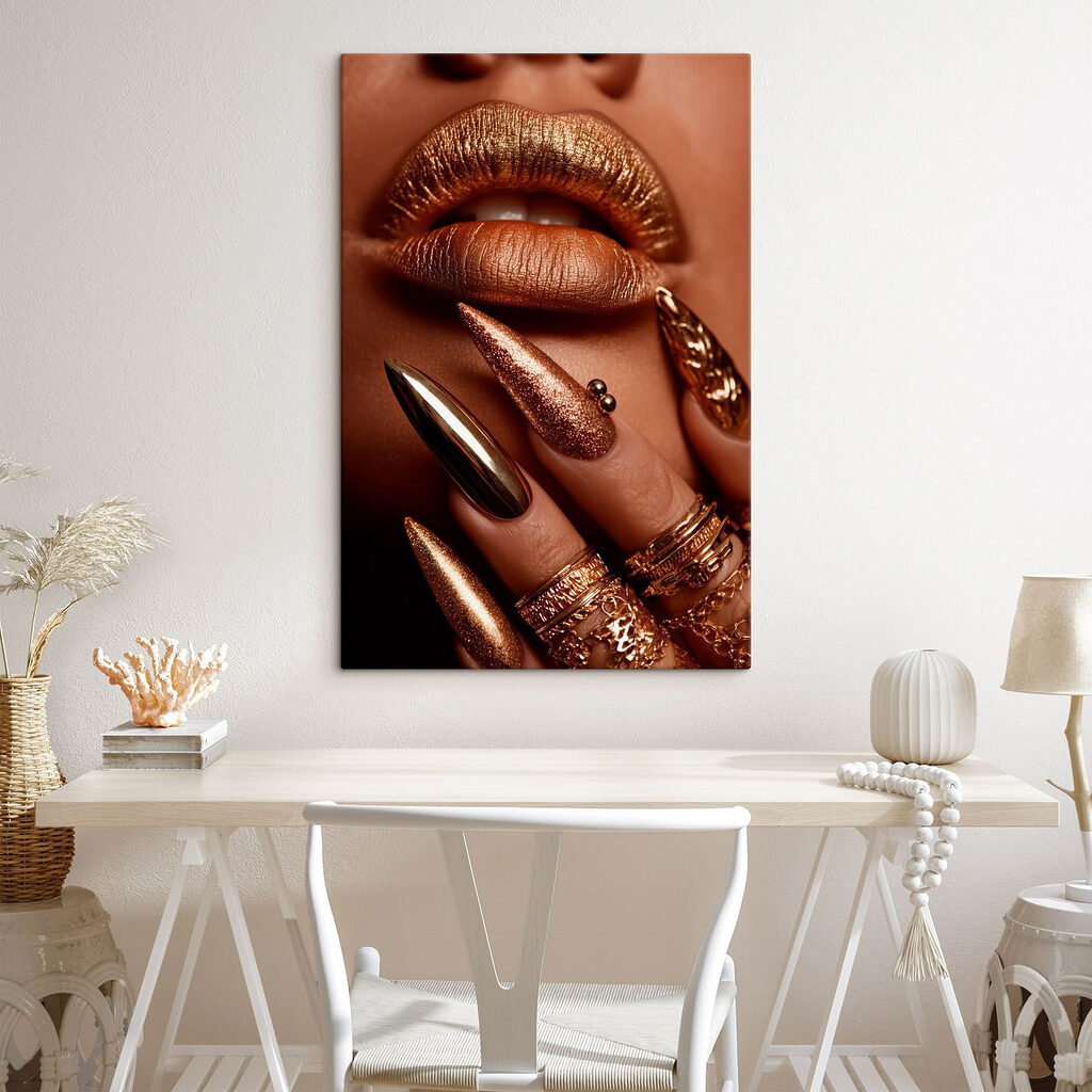 Gouden lippen en nagels — interieur 2