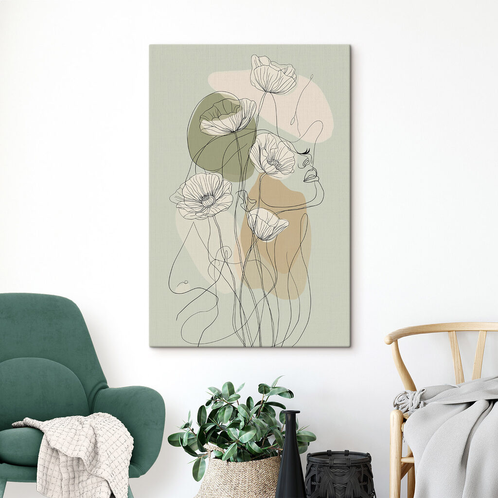 Vrouwenlijnen tussen fijne bloemcontouren — interieur 2