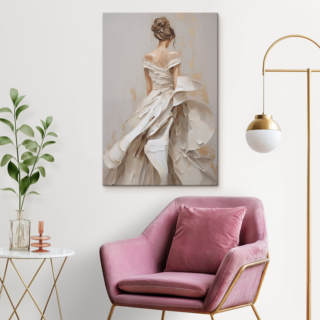 Rug in geplooid wit — interieur 2