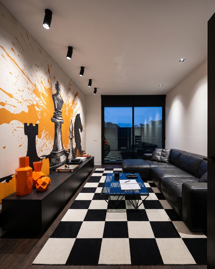 Schaakspel met gele spatten — interieur 4