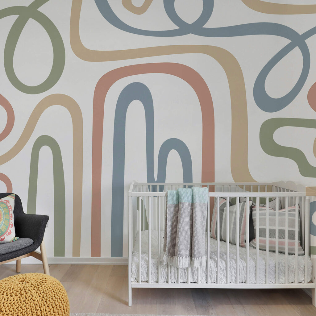 Kleurrijke lijnen op een witte achtergrond in een interieur