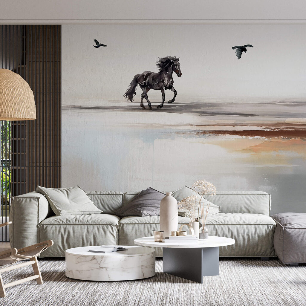 Schilderij van een paard dat over een strand rent met vliegende vogels in een interieur