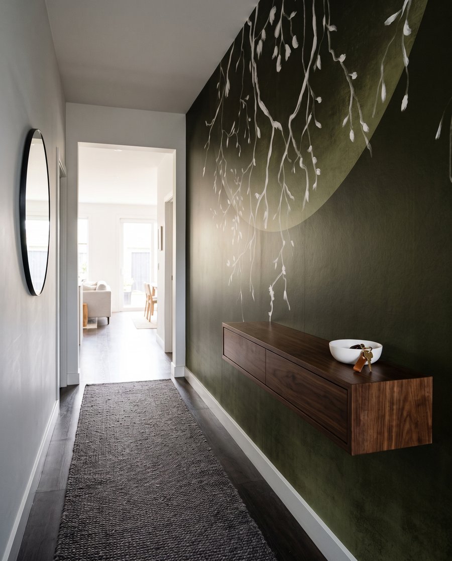 Twijgen hangen voor maanlicht — interieur 3