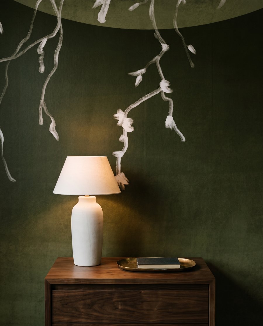 Twijgen hangen voor maanlicht — detail