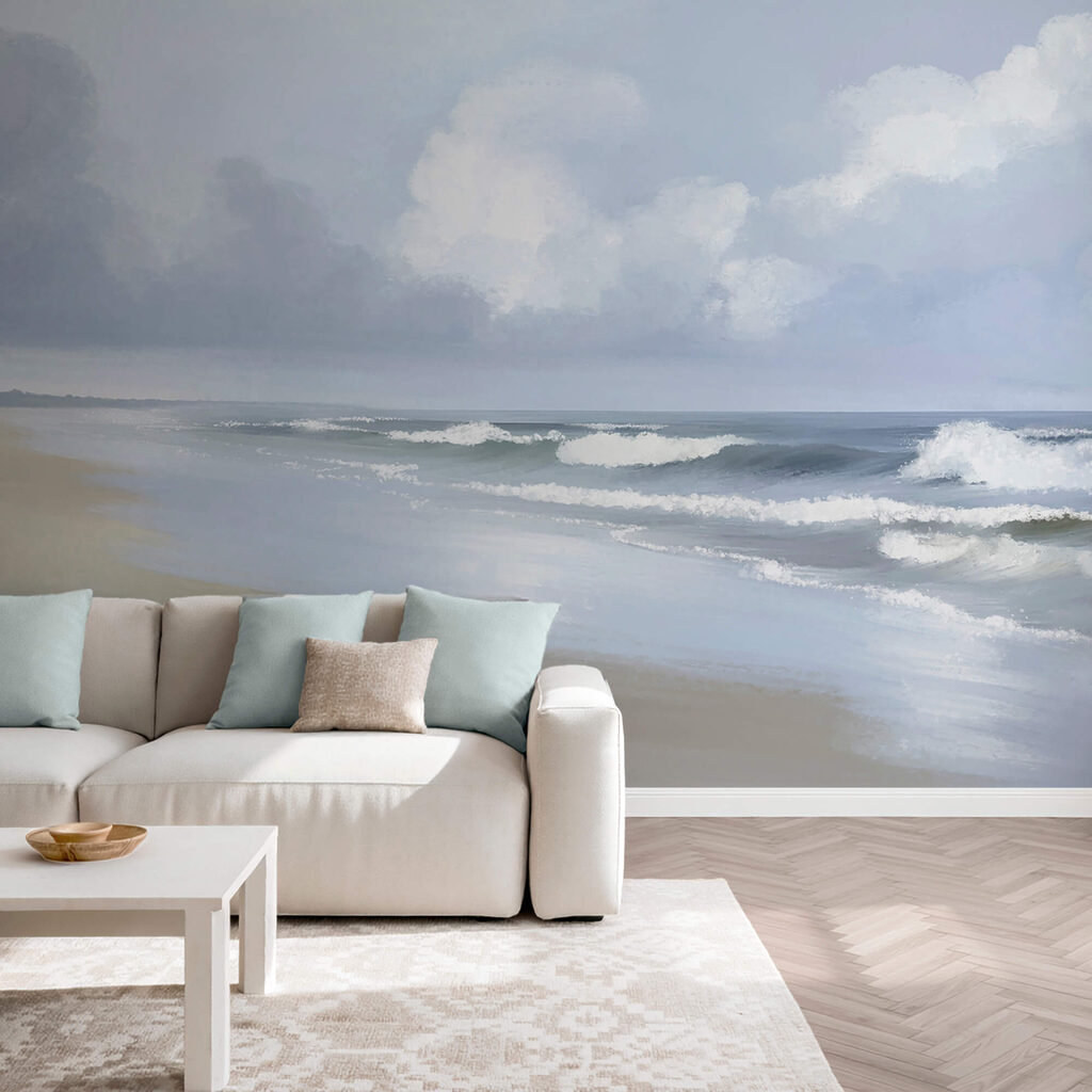 Strand met golven die op de kust breken in een interieur