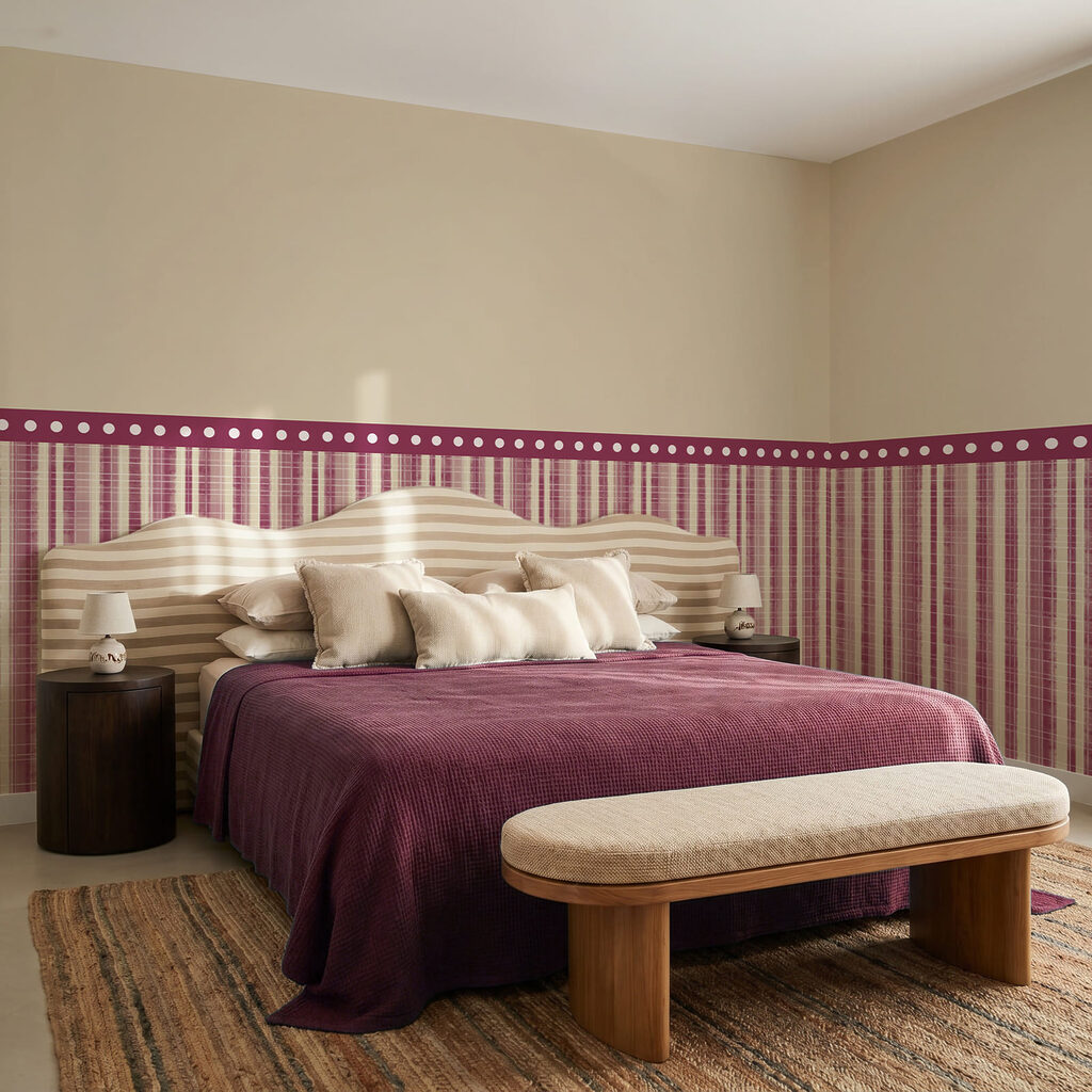 Smalle strepen onder stippenrand — interieur 2