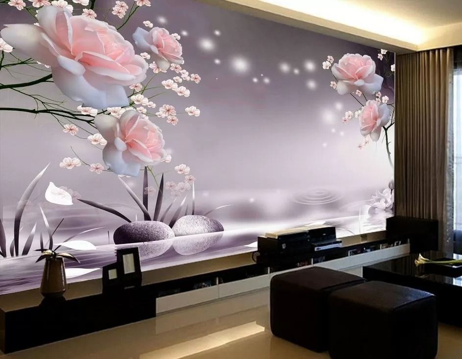 Roze bloemen en witte bloemen in een interieur