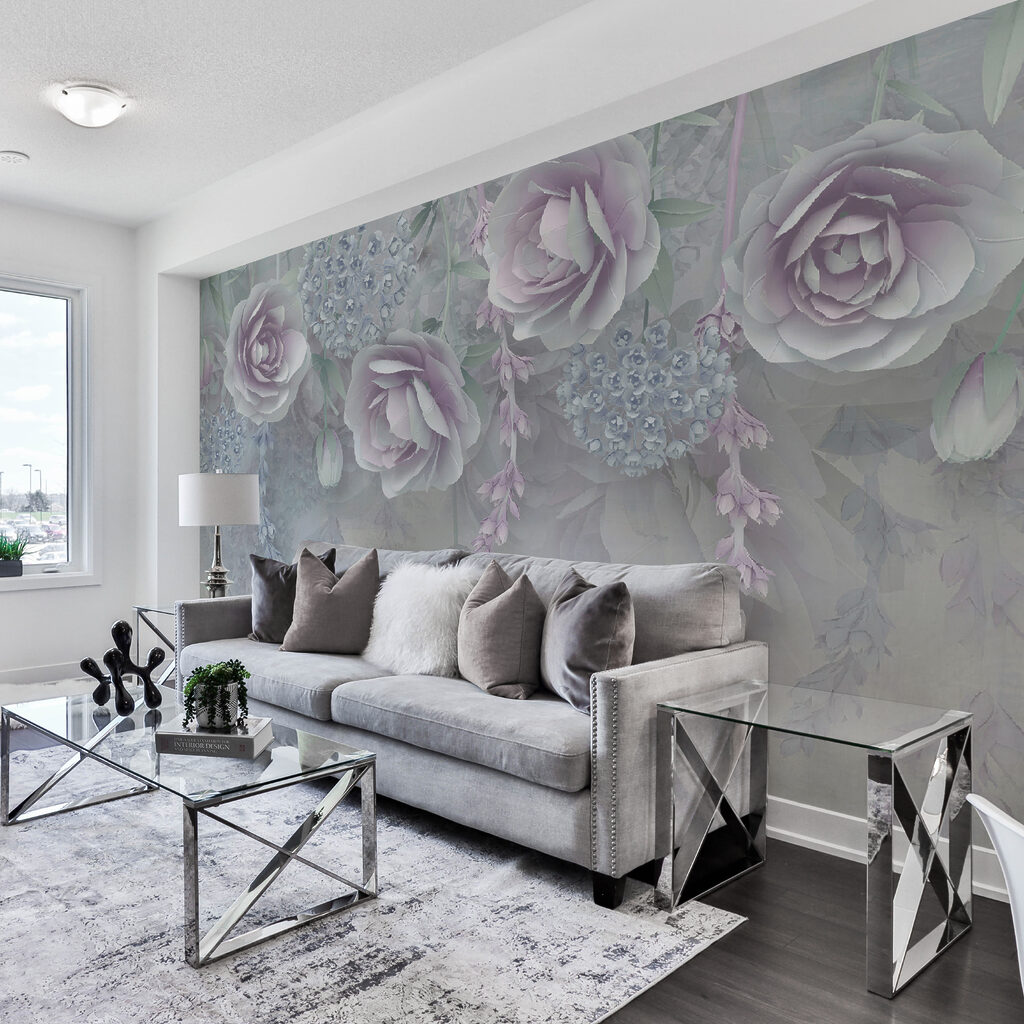 Grijze rozen hangen neer — interieur 2