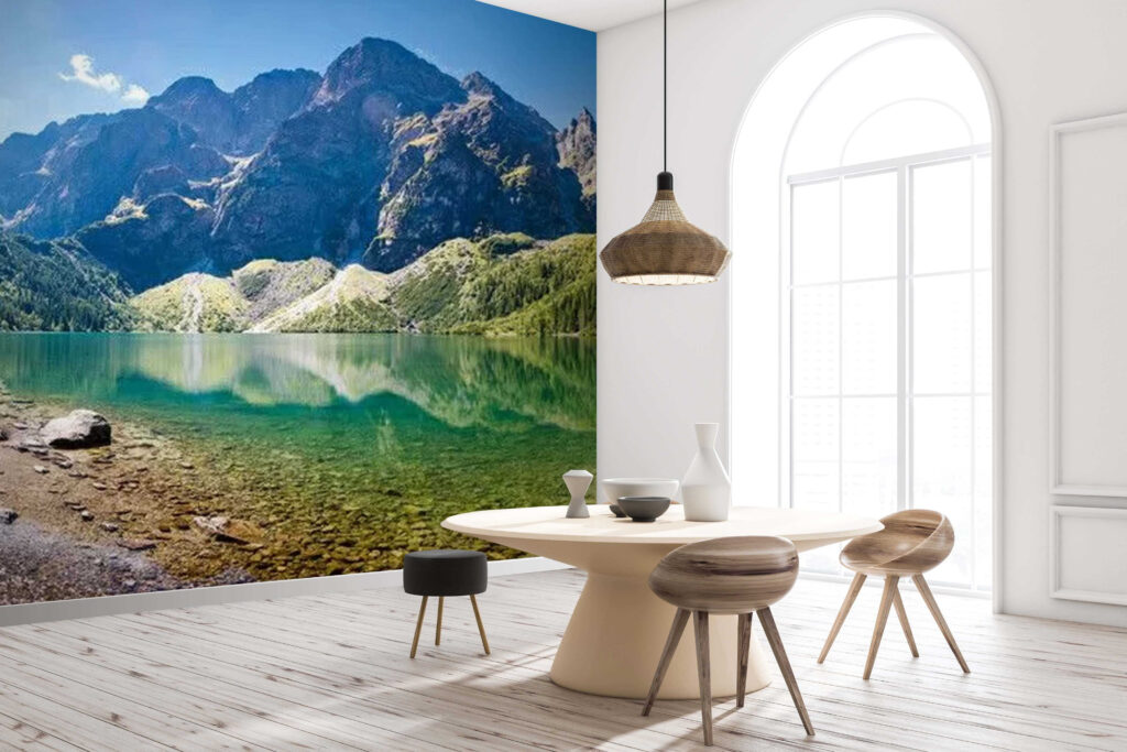 Helder bergmeer tussen rotswanden — interieur 1