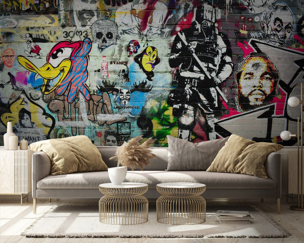 Kleurrijke uitingen van straatkunst in een interieur