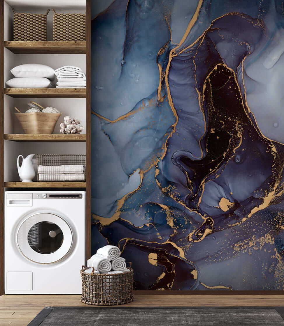 Blauwe kleurvlakken met goudlijnen — interieur 5