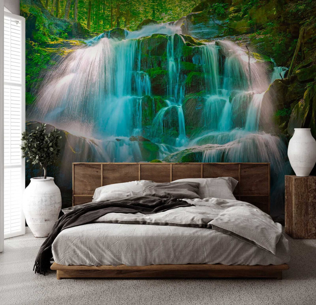 Waterval over bemoste rotsen — interieur 2