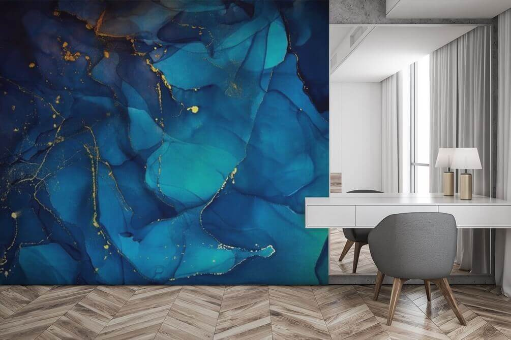 Diepblauwe kleurwolken met goudsporen — interieur 1