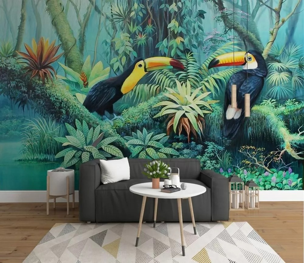 Schilderij van vogels in een bos in een interieur
