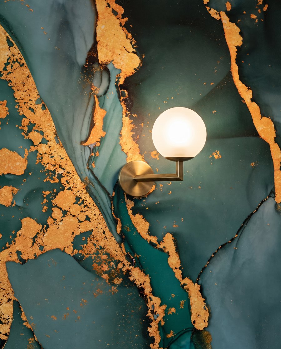 Gouden breuk in diepgroen — detail