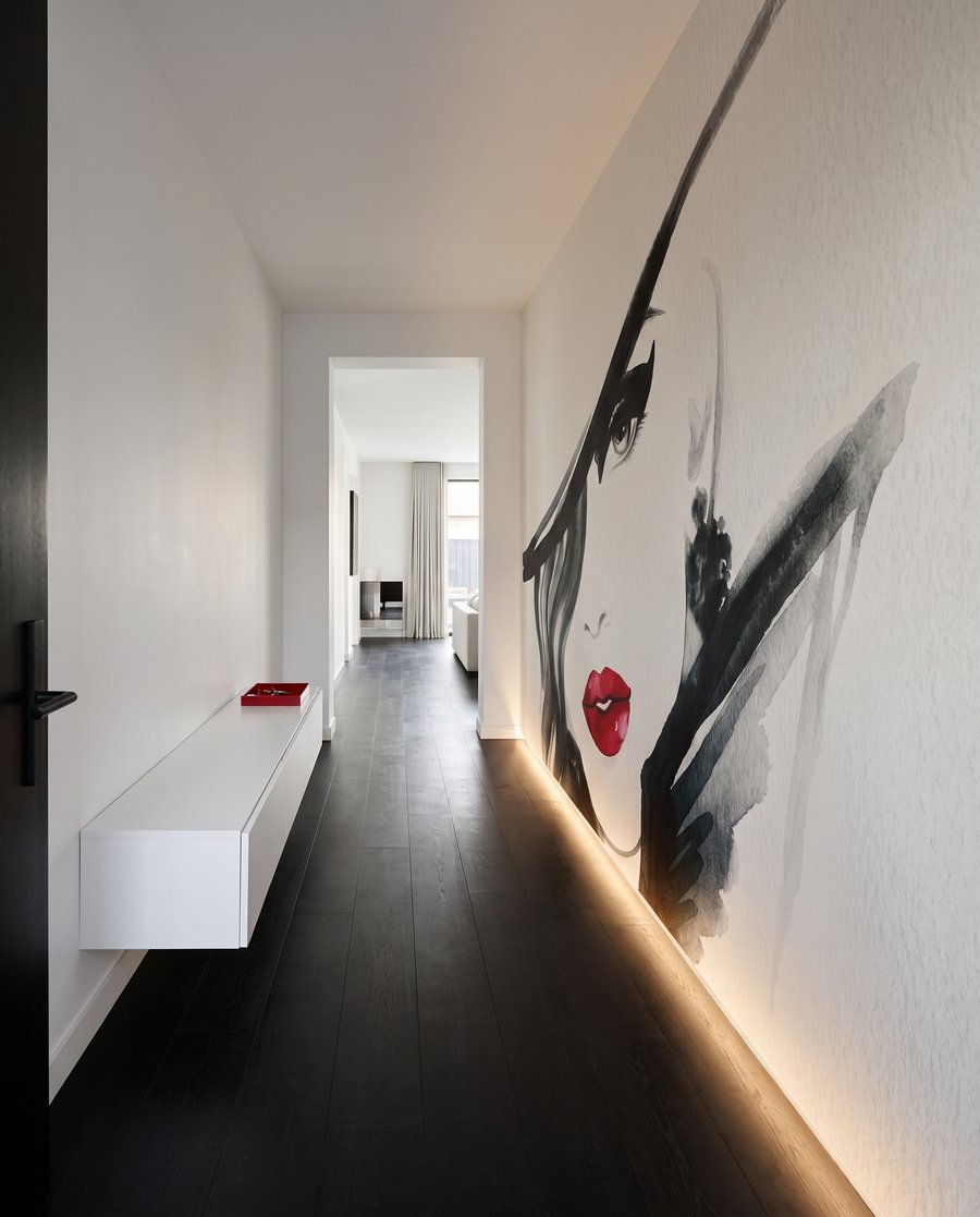 Blik onder een hoedrand — interieur 4