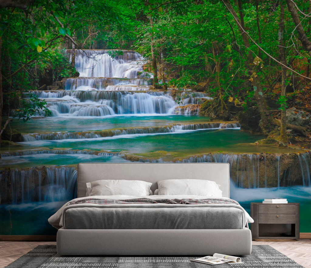 Water stroomt over bostreden — interieur 4