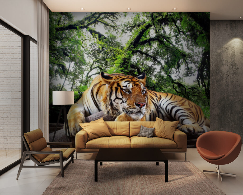 Tijger rust onder boomtakken — interieur 3