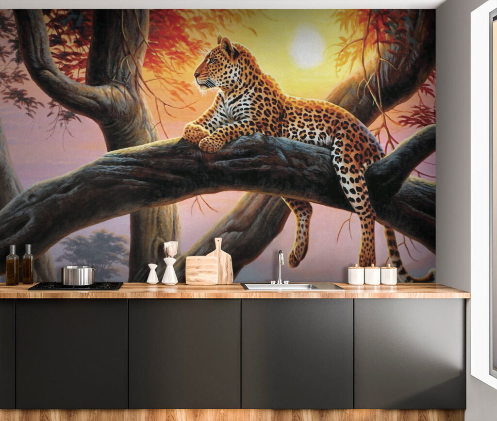 Gevlekte kat in avondboom — interieur 10