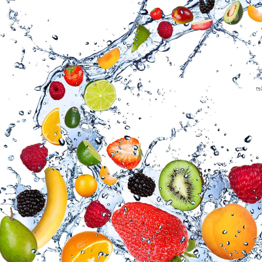 Fruit spat door water — volledig ontwerp