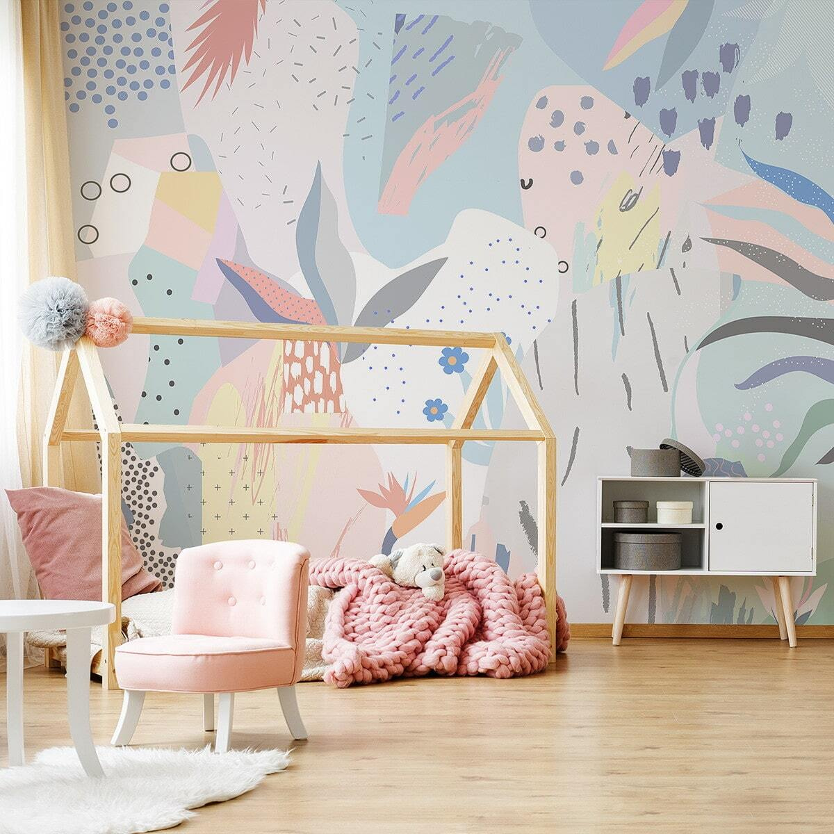 Kleurrijke kunst met verschillende vormen en kleuren in een interieur