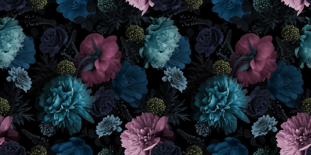 Blauwe bloemen op nachtzwart — volledig ontwerp