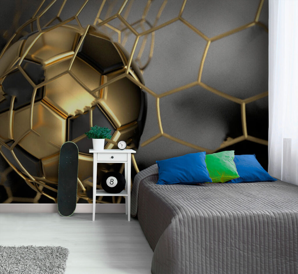 Voetbal in een net in een interieur