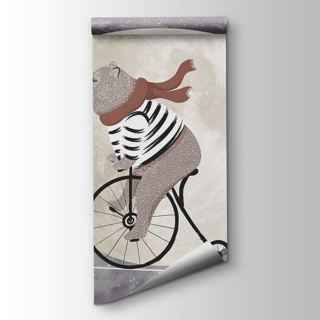 Beer fietst bij maanlicht — productweergave
