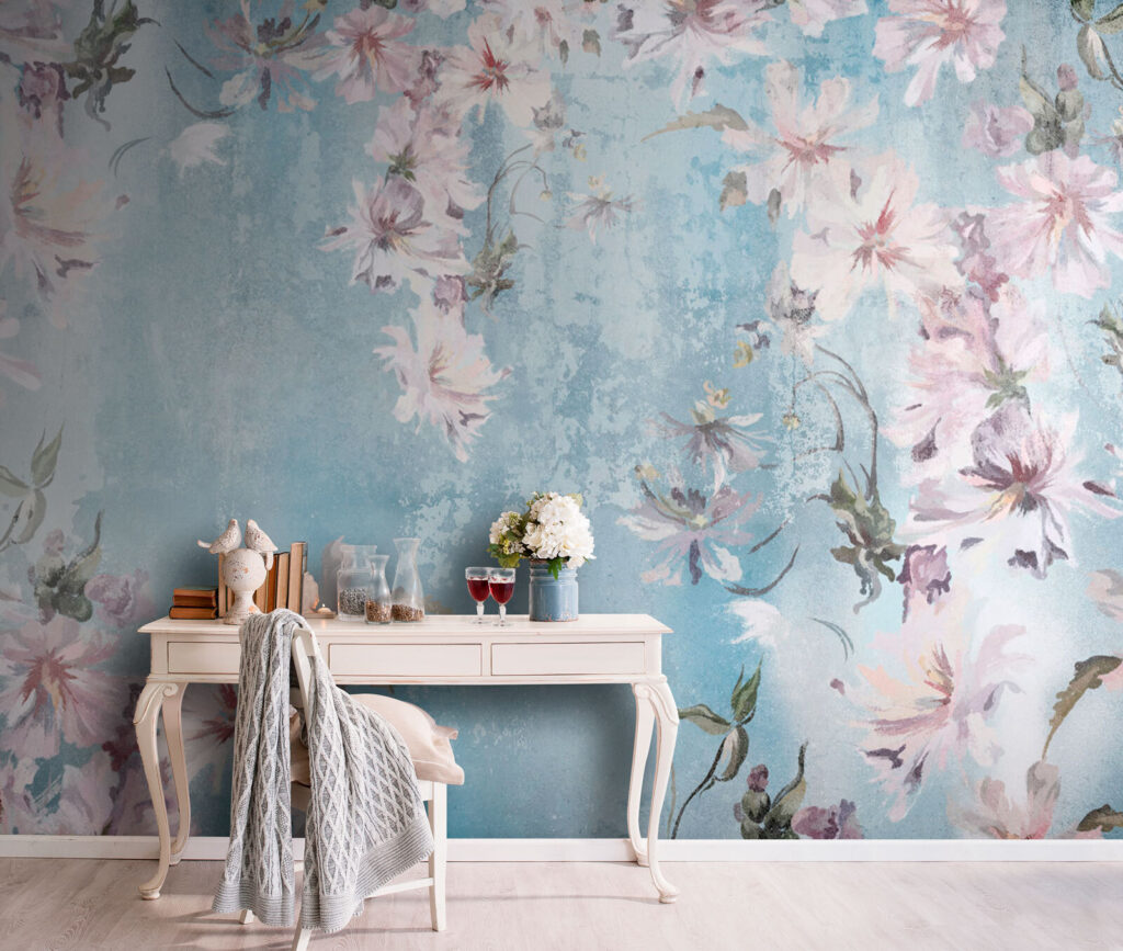 Roze bloesem op verfblauw — interieur 1