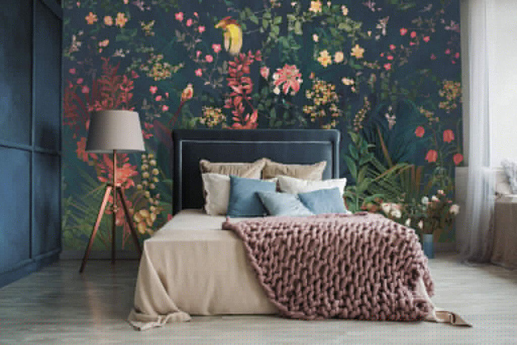 Kleurrijke bloemen en speelse vogels komen samen — interieur 2