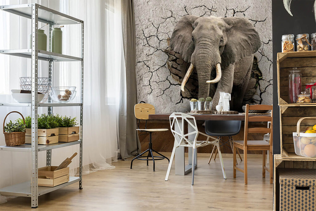 Olifant door gebarsten muur — interieur 5