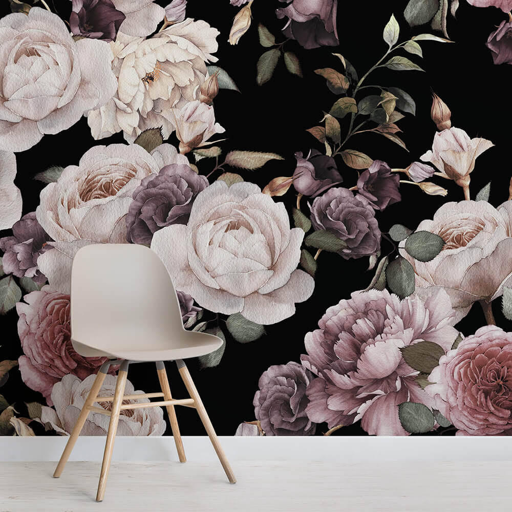 Elegante bloemen tegen een donkere achtergrond in een interieur