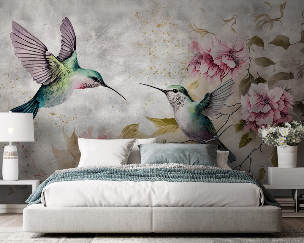 Schilderij van vogels en bloemen in een interieur