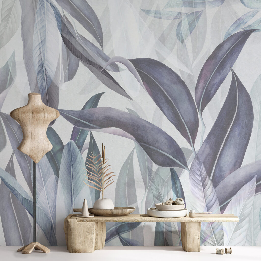 Elegante bladeren in zachte tinten in een interieur
