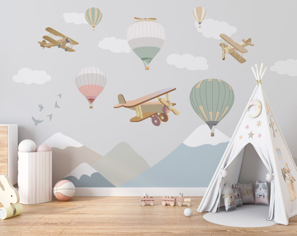 Luchtreizen boven vlakke pastelbergen — interieur 2