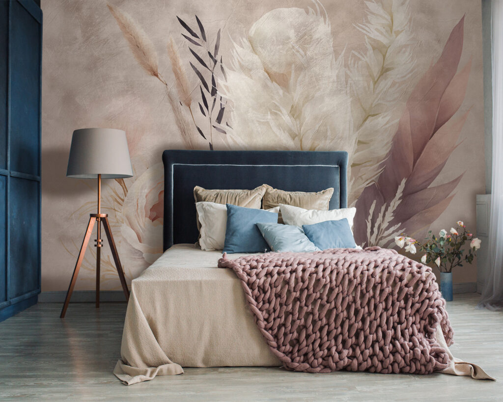 Roos tussen drooggras, veren — interieur 1