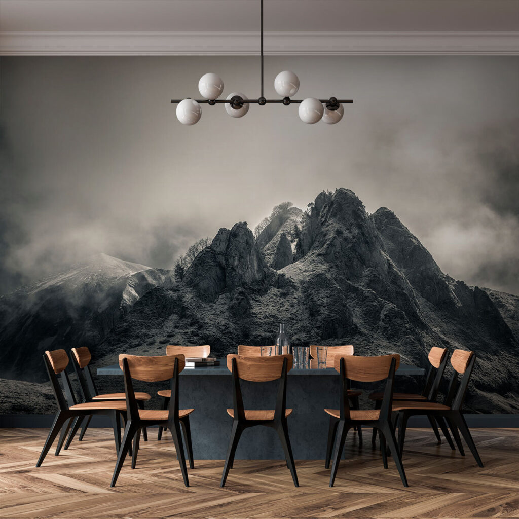 Berg met mist en wolken in een interieur